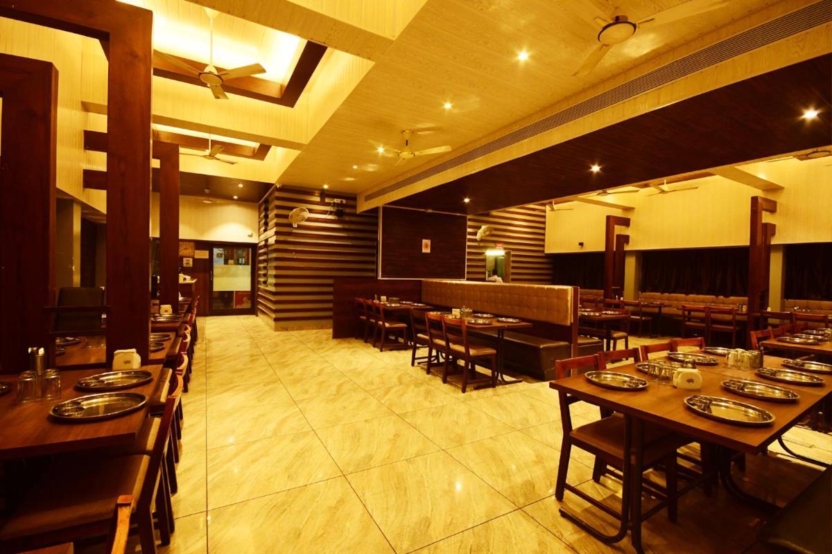 Hotel Opal Kolhapur Eksteriør billede