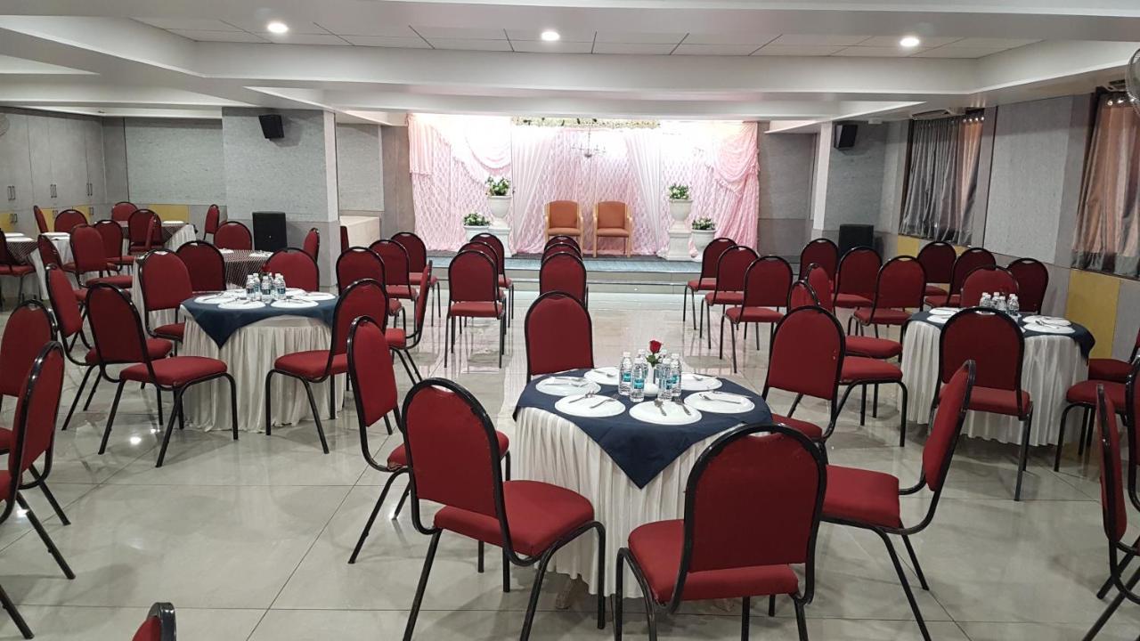 Hotel Opal Kolhapur Eksteriør billede