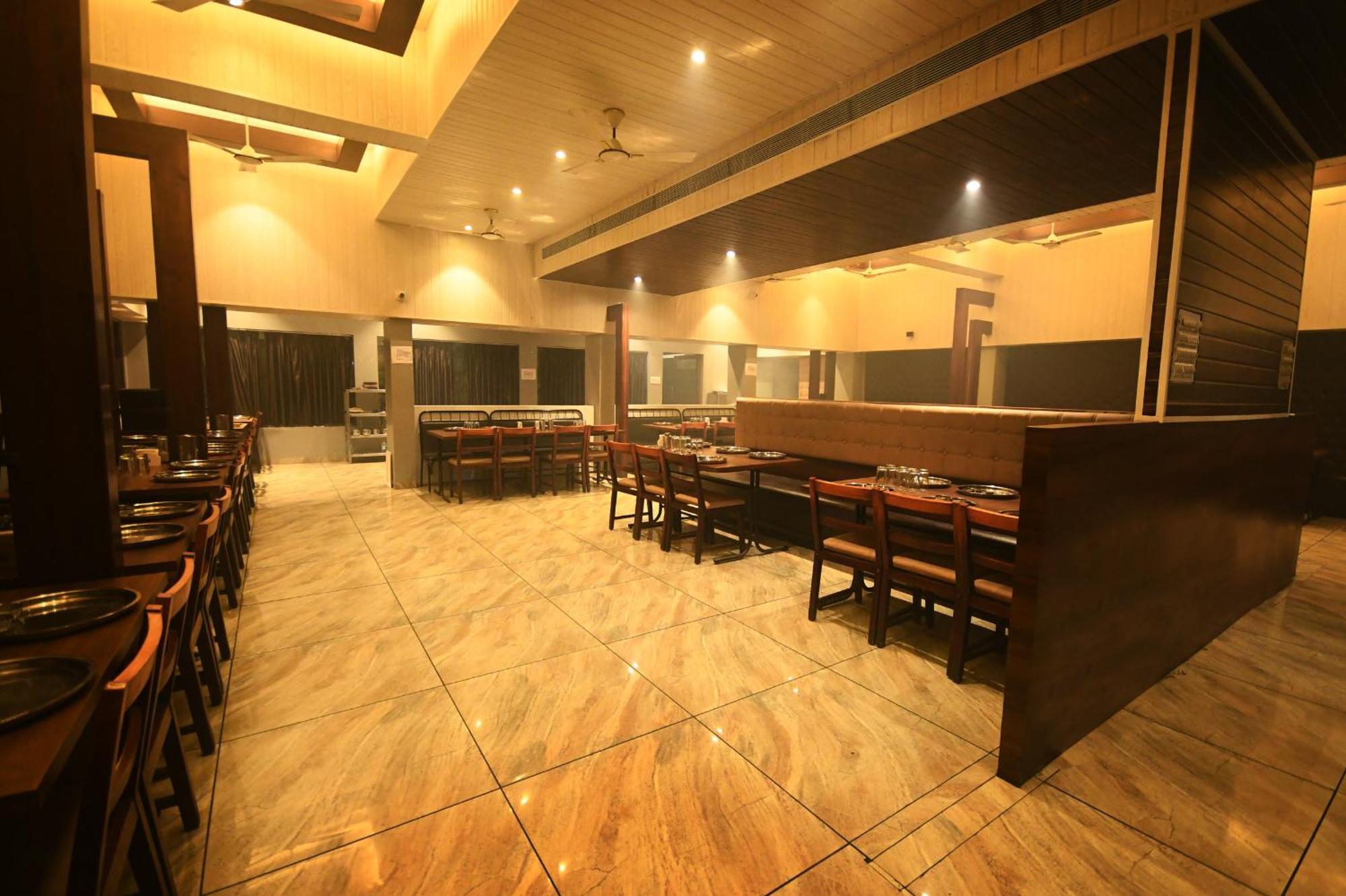 Hotel Opal Kolhapur Eksteriør billede