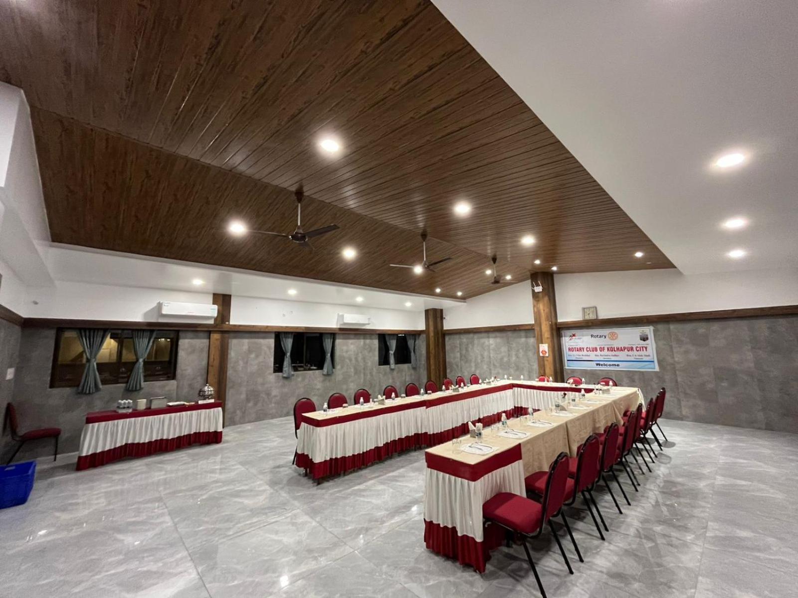 Hotel Opal Kolhapur Eksteriør billede